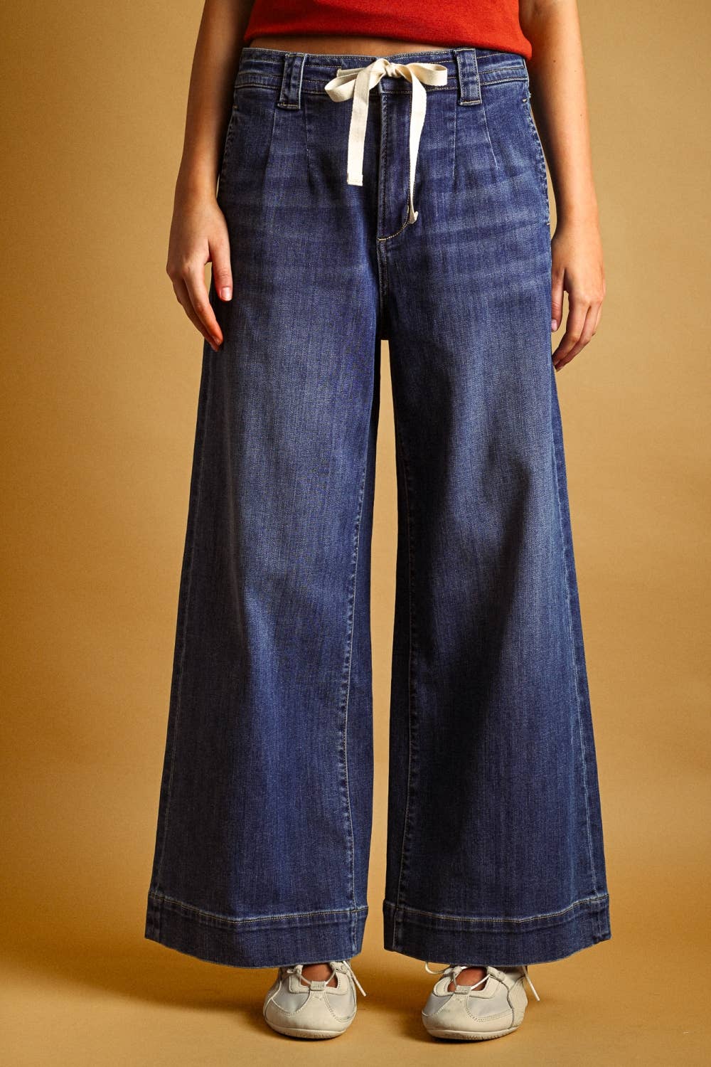 DARK WASHED TIED IN FRONT DENIM PANTS