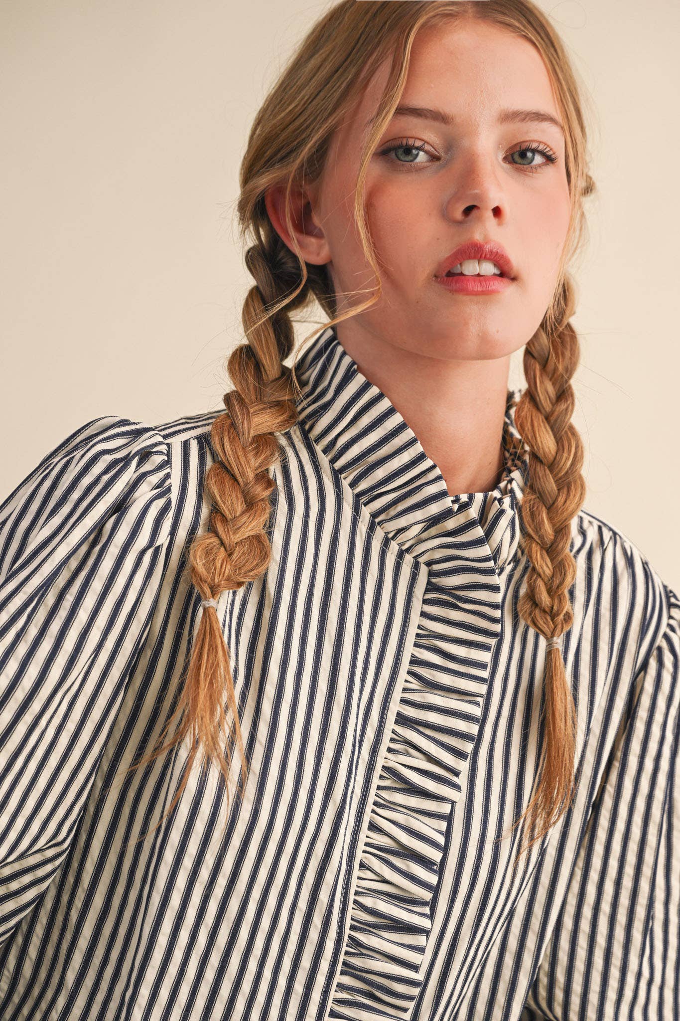 STRIPED RUFFLED BUTTON DOWN LONG SLEEVE TOP