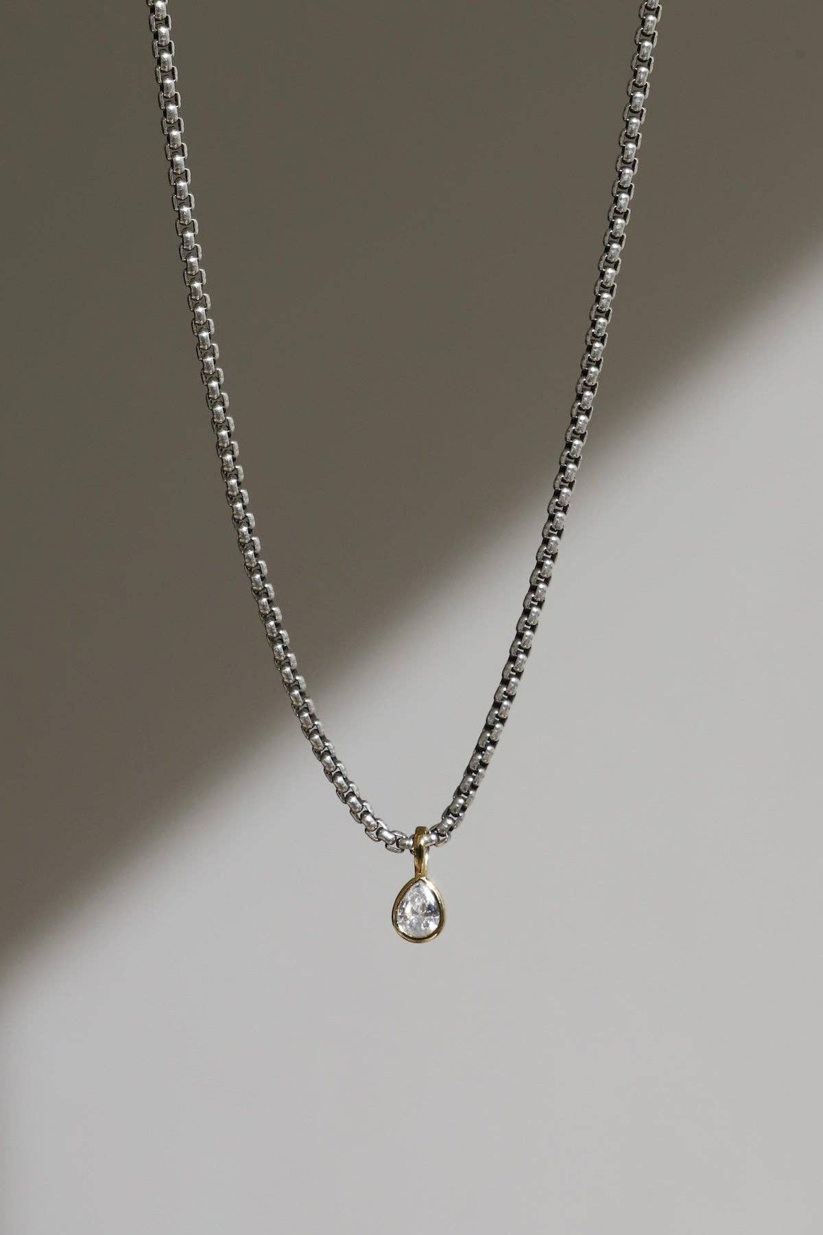 THE SLOANE NECKLACE-MIXED METAL