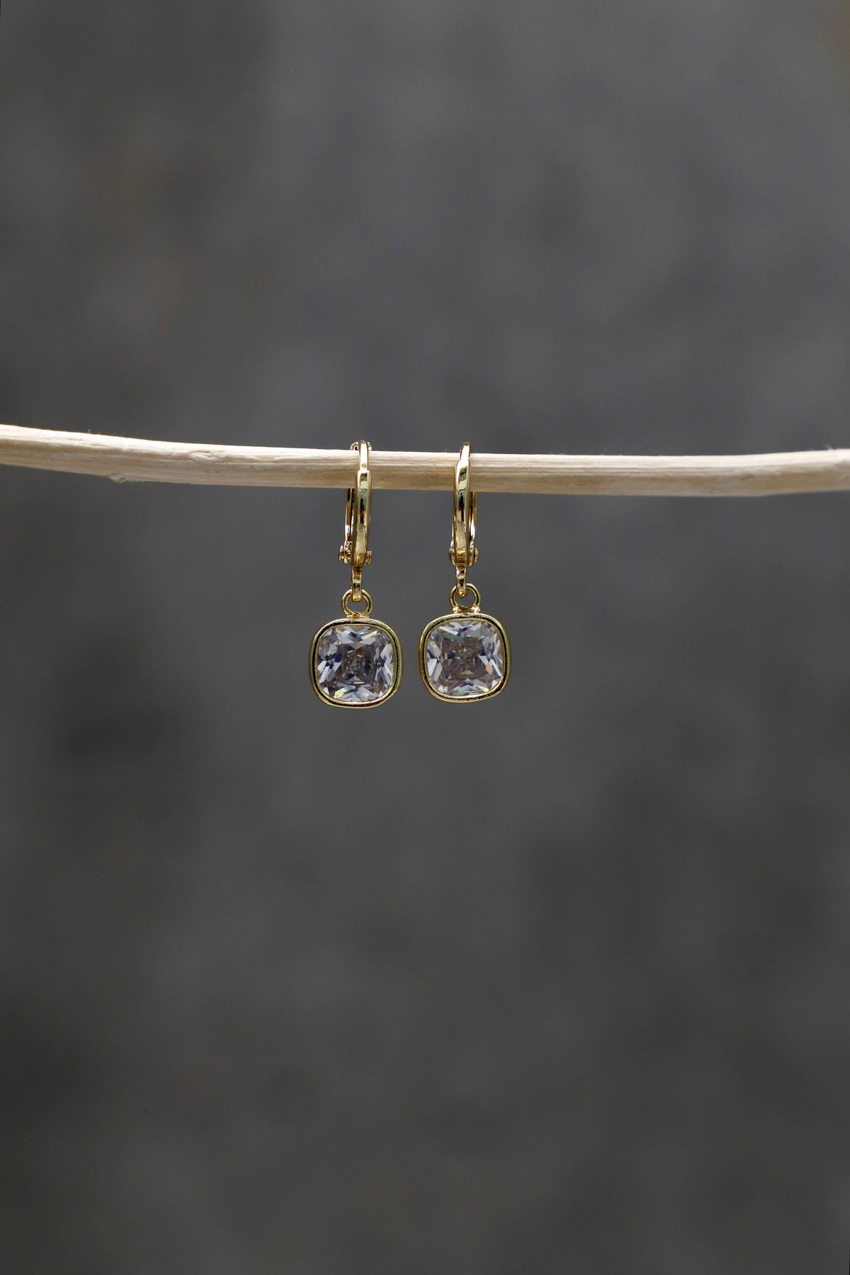 ISLA SQUARE DROP EARRINGS